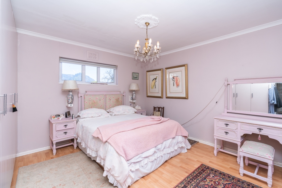 3 Bedroom Property for Sale in Pinelands Western Cape